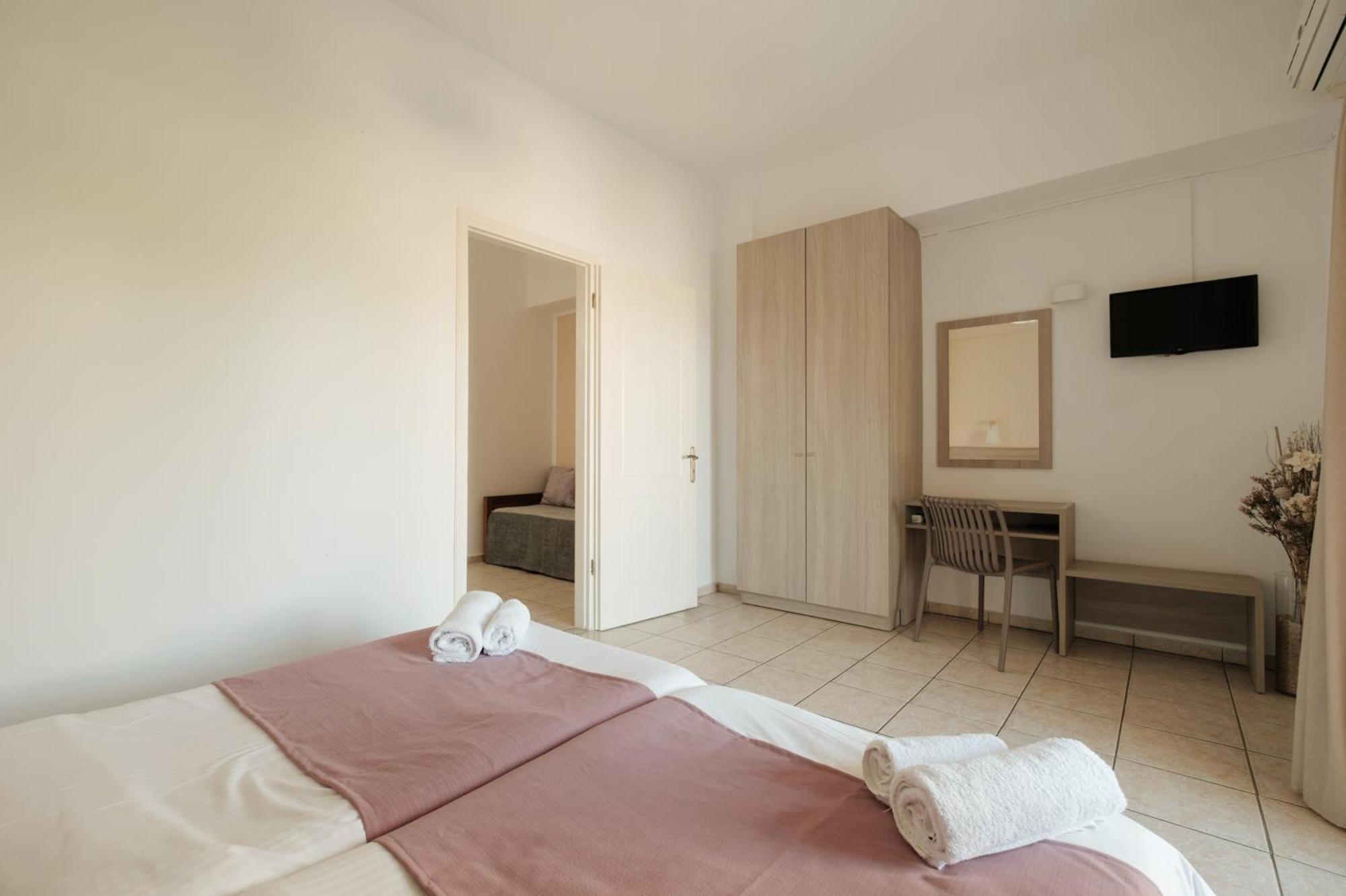 Tereza Apartments Acharavi  Exterior photo